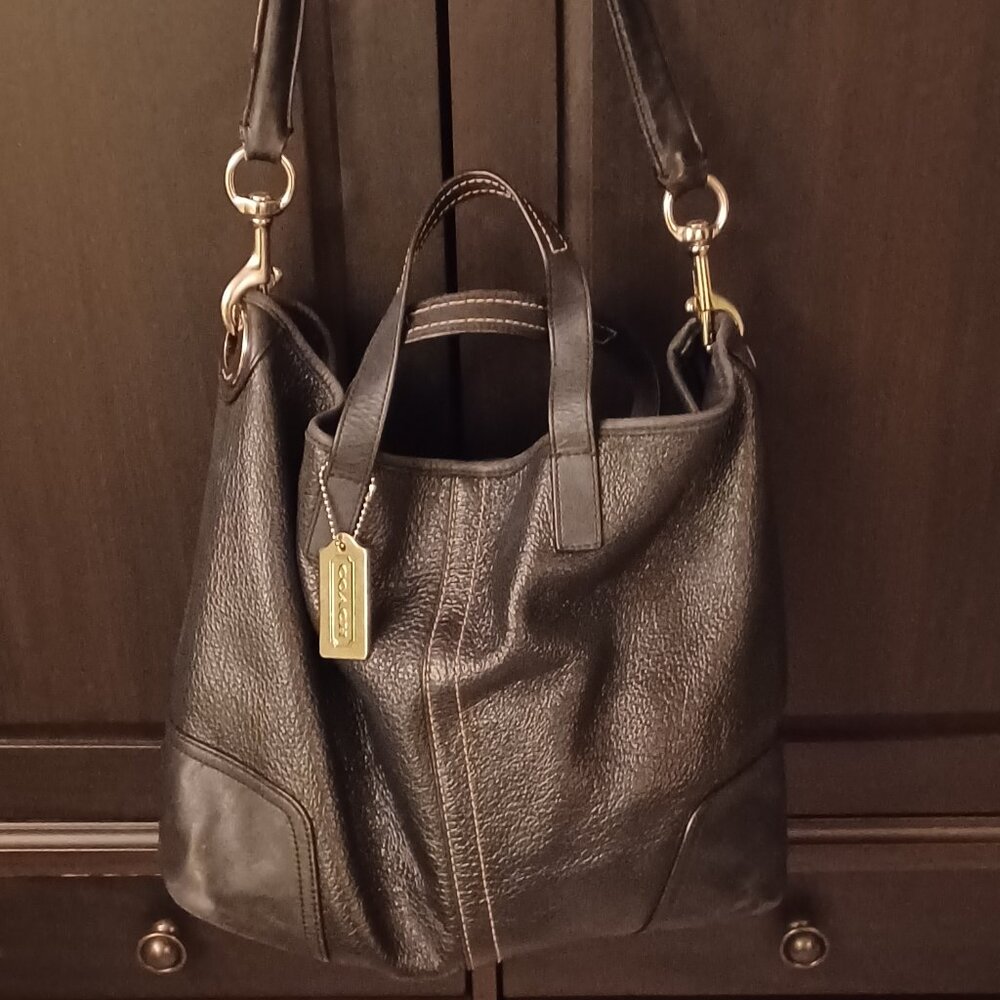 Coach Hadley Duffel, Black Leather - Picture 2 of 13